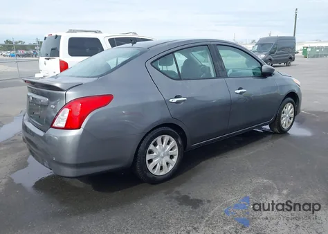 2017 Nissan Versa 1.6 S/1.6 S+/1.6 Sl/1.6 Sv/S z USA, uszkodzony, nr VIN 3N1CN7AP9HL814491